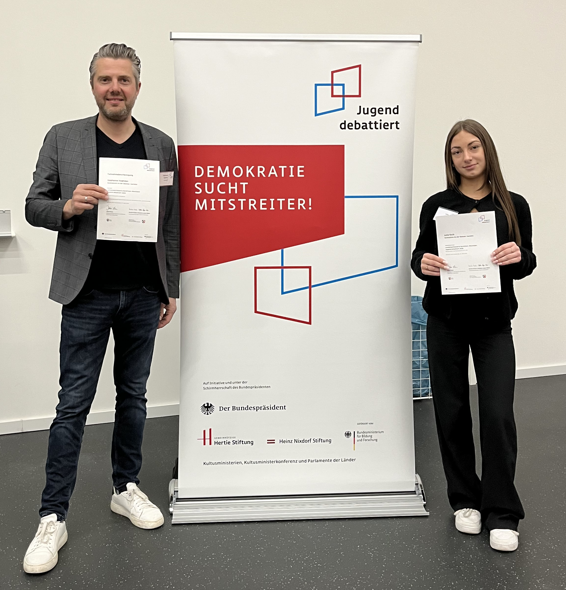 Erfolgreicher Einsatz bei der Landesqualifikation an der Ruhr Uni Bochum – Gymnasium An der Stenner bei der Landesqualifikation „Jugend debattiert“ 